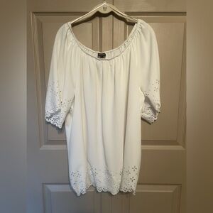 Bobeau White Eyelet Blouse